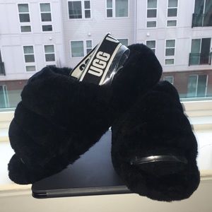 UGG Women’s Fluff Yeah Slide